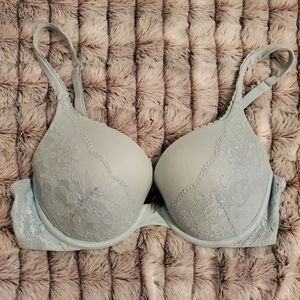 Women's Victoria Secret Perfect Shape bra